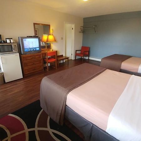 Northlander Motel Sault Ste. Marie Exterior photo